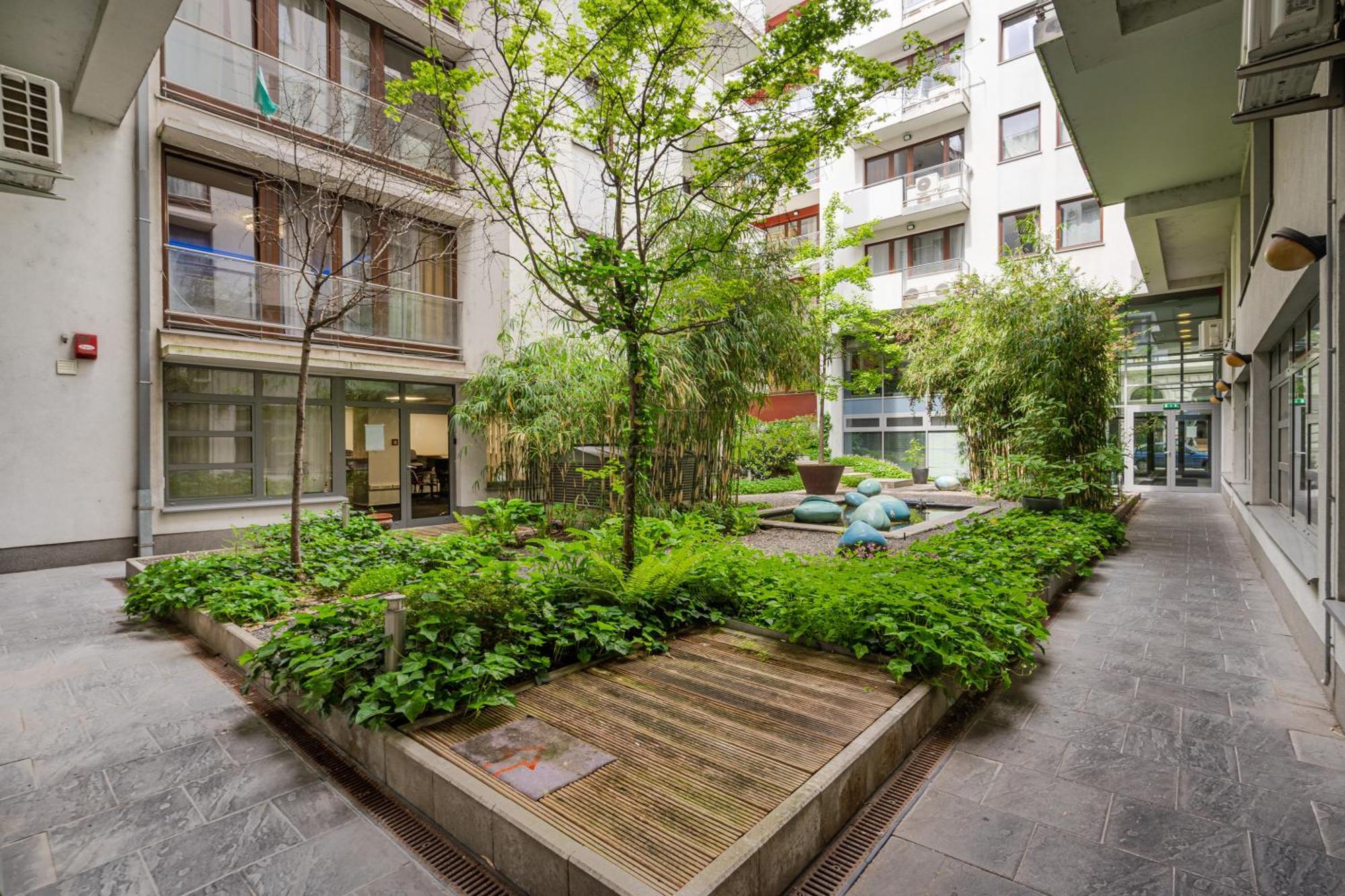 Home Of Serenity - 2 Bdr, Free Parking And Terrace บูดาเปสต์ ภายนอก รูปภาพ